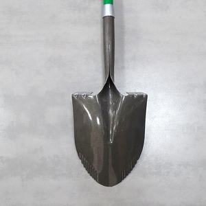 <span class=keywords><strong>Pelle</strong></span> <span class=keywords><strong>en</strong></span> acier métallique D Grip de haute qualité avec poignée et plaques d'acier spéciales - Product Image 3