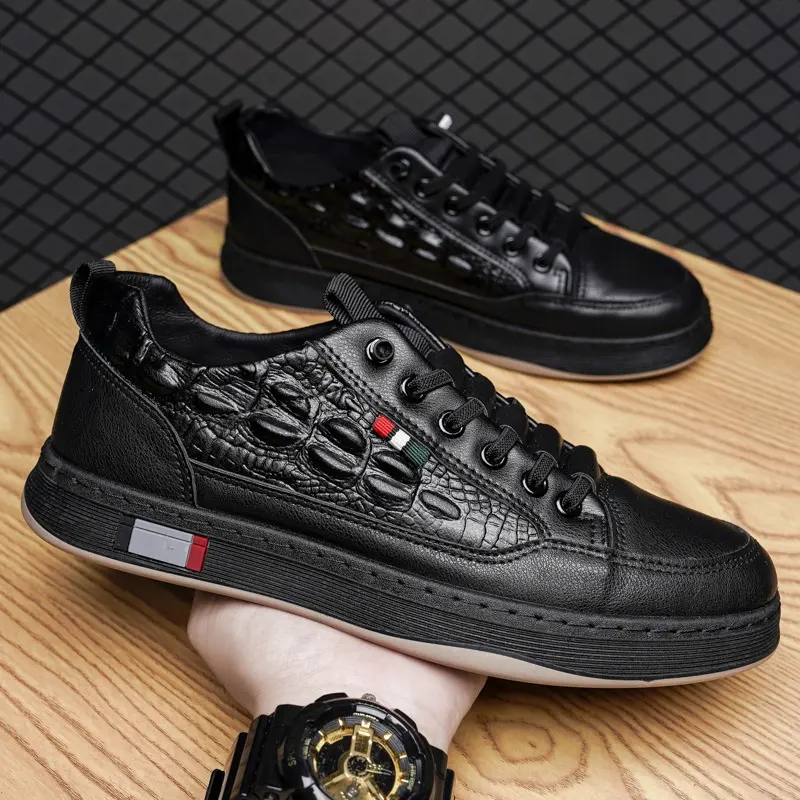2023 New White Men's Casual Korean Versatile SkateBoard Flat Heel Casual Sneakers Leather Top Crocodile Sport Swear Shoes