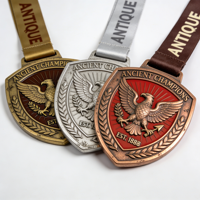 Proveedor de Medallas de Voleibol de Metal Dorado con Acabado Pulido Minimalista, Servicios Personalizados de Fábrica