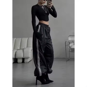 Nouveauté, prix bas, pantalon d'été personnalisé avec logo pour femmes, style sportif, 100% nylon, pantalon baggy taille basse - Product Image 1