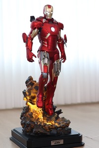 Statua di <span class=keywords><strong>Iron</strong></span> Man in Resina a Grandezza Naturale 1:1, Scultura Artistica Personalizzata all'Ingrosso, Figura di Supereroe da Film - Product Image 6