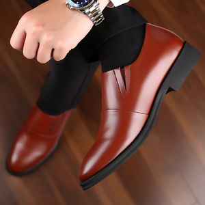 Nuove Scarpe Estive da Uomo Versatili, Eleganti e Casual, con Punta Affusolata, Traspiranti, Slip-On, per Matrimoni e Occasioni Formali - Product Image 2