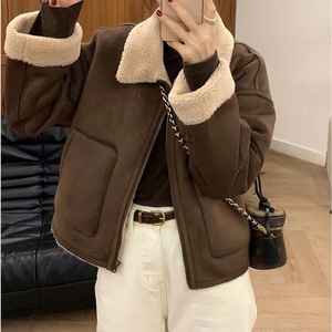 เสื้อโค้ทผ้าฝ้ายผู้หญิงแบบหนาบุขนแกะมีปกแฟชั่น - Product Image 6