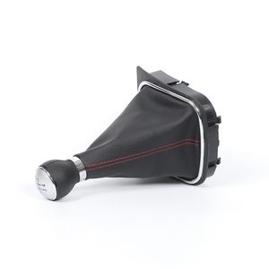 <span class=keywords><strong>Pomello</strong></span> del <span class=keywords><strong>Cambio</strong></span> in Pelle a 5 o <span class=keywords><strong>6</strong></span> Velocità con Copertura Rossa e Cuffia in Pelle per Golf <span class=keywords><strong>6</strong></span> Golf 5 Rabbit MK5 MK6 - Product Image 2