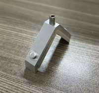 Porte moderne en alliage d'aluminium durable, résistante à l'eau, avec joints d'angle sous pression, insonorisée, installation facile, alignement d'angle