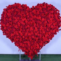 Hochzeitsdekoration Rote Herzförmige Blumenwand-Kulisse 3D Künstliche Seidenrosen-Blumenwand für Heiratsantrag