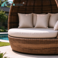 Chaise longue de jardin moderne pliable et portable en rotin PE, avec auvent et coussins