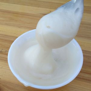 BEESTAR Usine En Gros 1kg Bocal En Verre de Crème Blanche Naturelle Pure Miel CRU Neige Crème Miel en Vrac Emballé pour L'acheteur - Product Image 3