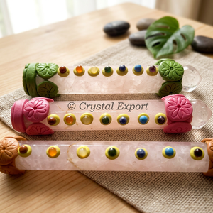 Varitas de Chakra Tibetanas Hechas a Mano con Temática Floral, Talladas y Grabadas, de Piedras Semipreciosas Multicolores, Artesanía de Gujarat, Exportación de Cristales - Product Image 4