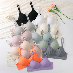 Completo Intimo da <span class=keywords><strong>Donna</strong></span> di Alta Qualità, Reggiseno Confortevole Senza Cuciture e Ferretto con Dorso a T, Fibbia Regolabile per Uso Quotidiano e Perizoma Sexy - Product Image 3