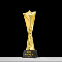 Trophée Étoile d'Or Personnalisé en Résine de Cristal Gravée pour l'Élite des Ventes et la Reconnaissance Professionnelle