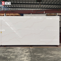 Dalles de pierre de quartz en livraison directe 3200x1600mm – Grande réduction pour comptoirs de bureaux gouvernementaux et bureaux d'accueil publics