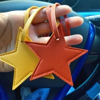 Porte-clés créatif étoile PU glands en cuir étoile à cinq branches sac de voiture pendentif à breloque petite boucle chaîne accessoire en cuir accessoire