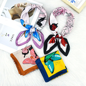 Pañuelo de Seda Azul de Moda Primavera/Verano <span class=keywords><strong>2023</strong></span>, con Estampado Floral de Plantas y Perfume, Pequeño y Cuadrado, para el Cuello - Product Image 4