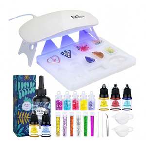 Kit DIY Porte-clés en Résine – Résine UV à Durcissement Rapide, Cristal Transparent, Lampe LED, Moules en Silicone, Paillettes, Feuille Métallique, Modèle Personnalisé - Product Image 1