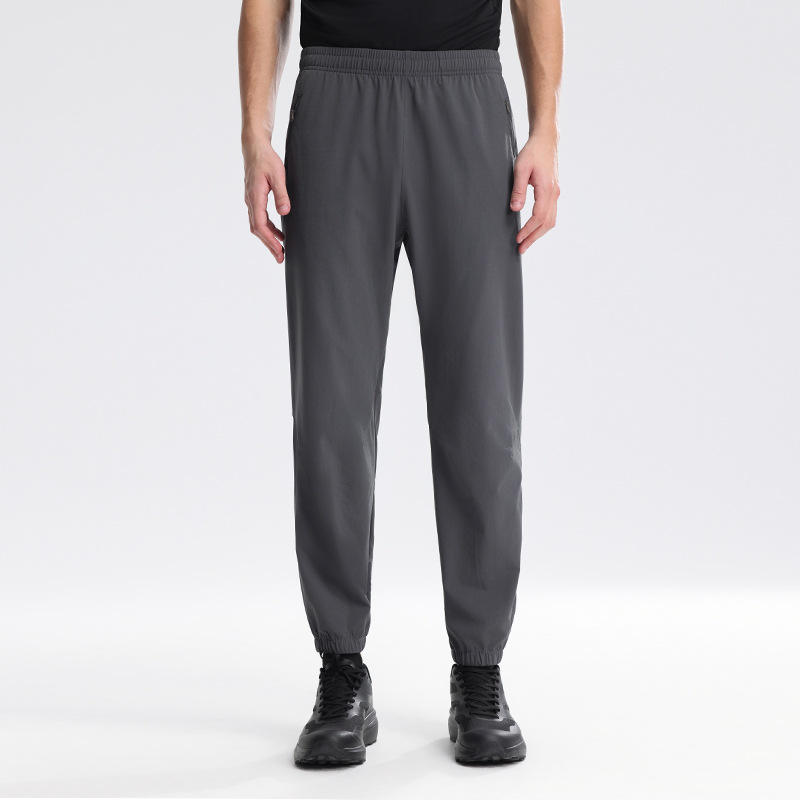 สีเทาเข้ม