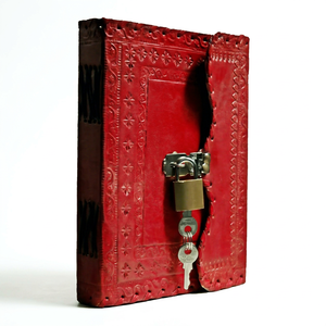 Grand carnet d'écriture fait main en cuir, journal vintage pour femmes et hommes avec serrure et clé, cadeau pour carnet de croquis artistique - Product Image 1