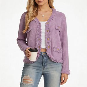 Cárdigan de <span class=keywords><strong>mujer</strong></span> de marca privada, de forro polar, con cuello en V, corto, con ribete de flecos sin rematar y diseño de canalé vertical, en color lavanda sólido, estilo tejido minimalista - Product Image 1