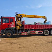 Grúa de Camión Usada Confiable de 12 Toneladas con Caja de Carga de 8.5m, Pluma Larga para Transporte de Materiales a Distancias Medias y Cortas