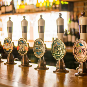 Badge de robinet de bière de brasserie personnalisé en métal, badge de pompe en métal moulé pour l'Italie Hacker-Pschorr <span class=keywords><strong>Heinrich</strong></span> Reissdorf - Product Image 1