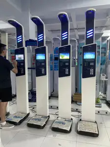 Machine de poids d'échelle de graisse corporelle Kiosque de tension artérielle d'hôpital d'analyseur d'IMC