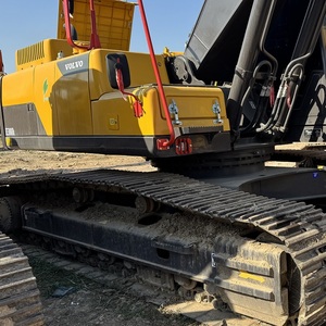 Pelleteuse d'occasion Volvo 300 de 30 tonnes, chenille moyenne, bon prix, Volvo Ec300 d'occasion avec moteur central, boîte de vitesses à engrenages à vendre - Product Image 6