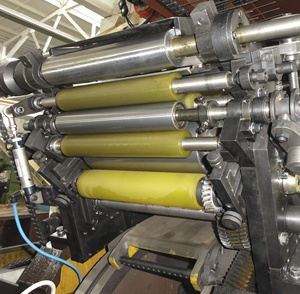 6-màu sắc bù đắp Máy in mực cho nhôm mỹ phẩm ống làm cho dây chuyền sản xuất máy rỗng ống mềm nhà sản xuất - Product Image 3