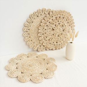Eco Friendly Natural <b>Round</b> Water Hyacinth Placemat Braided Straw Placemats Customized <b>Table</b> <b>Mat</b> - Product Image 1