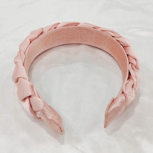 À la mode rose torsadé tressé couleur unie bandeaux pour femmes accessoires de cheveux de couleur unie pour les femmes - Product Image 2