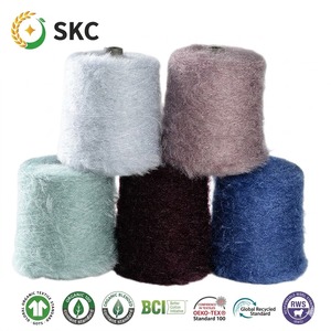 เส้นด้ายขนนก OEM ODM SKC <span class=keywords><strong>NM7</strong></span>/1 โพลีเอสเตอร์ 100% ป้องกันการเป็นขุย ป้องกันแบคทีเรีย เป็นมิตรต่อสิ่งแวดล้อม ทนทานสูง เส้นด้ายแฟนซี - Product Image 1