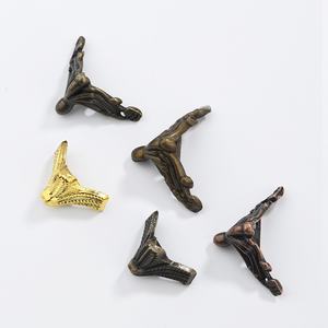 Modern Simple Zinc Alloy/Plastic Durable Shelf Support with Easy Installation Four-Sided Foot Protection and Corner Wrapping - Product Image 5