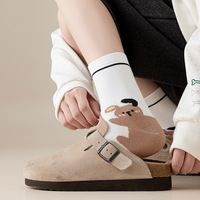 Nouvelles chaussettes mi-mollet pour femmes, motif ours de dessin animé mignon, absorbantes, décontractées, pour filles, vente en gros, style Instagram tendance