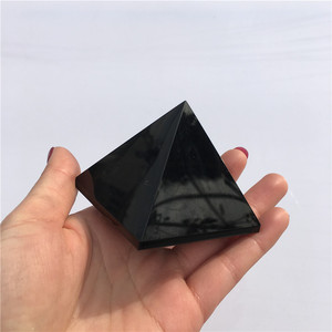 Pyramide en cristal de quartz naturel en gros, pyramide en obsidienne pour la méditation et la décoration intérieure - Product Image 3