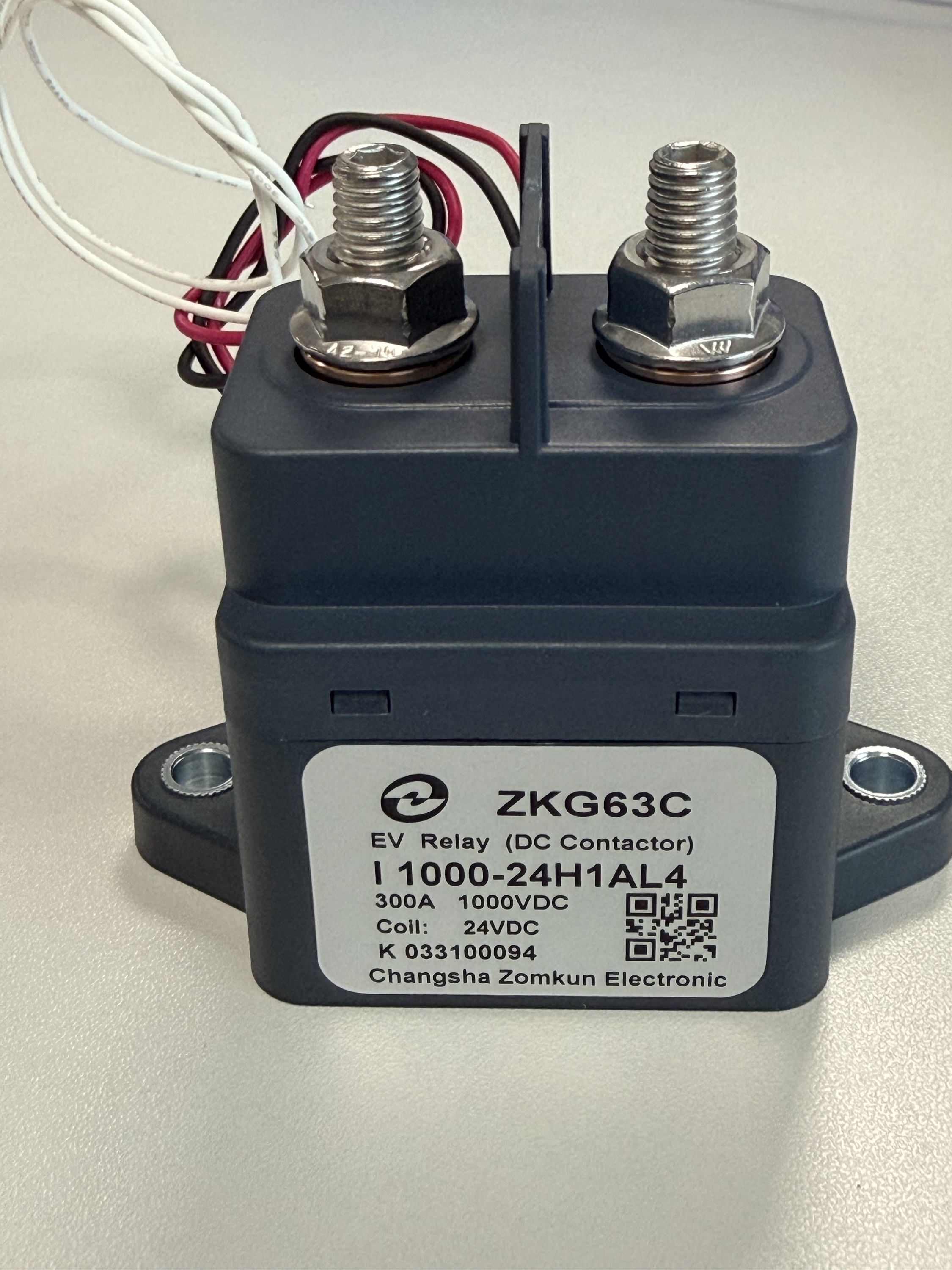 250A <strong>1500VDC</strong> 24V Coil High Voltage DC Contactor EV <strong>Relay</strong> ZKG250DP1500-24H1AC5 2500V Withstand for New Energy Vehicles Battery