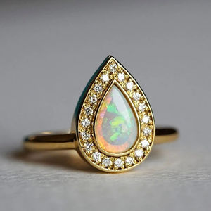 Anillo de Ópalo con Corte de Pera en Oro de 14K, Joyería de Moda para Mujer, Anillo de Banda con Circonita Cúbica Natural - Product Image 2