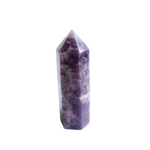 Prisma Esagonale in Cristallo Naturale di Mica Lilla Viola, <span class=keywords><strong>Pietra</strong></span> Grezza Levigata per Meditazione e Guarigione, Intaglio a Punto di <span class=keywords><strong>Lepidolite</strong></span> - Product Image 5