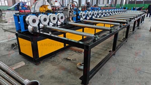 Nouvelle machine <span class=keywords><strong>de</strong></span> formage à froid pour tôles <span class=keywords><strong>de</strong></span> toiture <span class=keywords><strong>de</strong></span> silo, machine <span class=keywords><strong>de</strong></span> fabrication <span class=keywords><strong>de</strong></span> tôles pour silo <span class=keywords><strong>de</strong></span> stockage - Product Image 5
