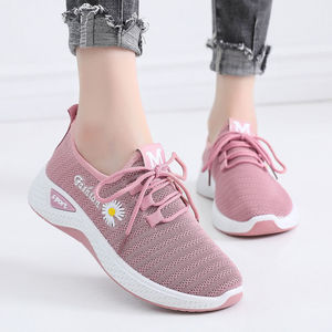Chaussures de marche pour femmes YATAI, respirantes et tendance, avec semelle intermédiaire en PVC et empeigne en mesh, antidérapantes pour le printemps et l'automne - Product Image 4