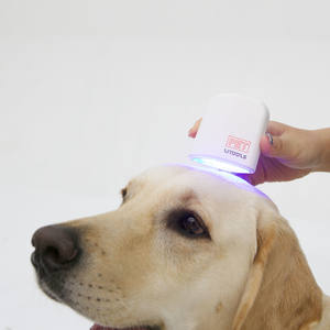 Dispositivo LED Suave para el Cuidado de la Piel y Articulaciones de Mascotas (Perros y Gatos) con Certificación FCC/CE y 1 Año de Garantía - Product Image 4
