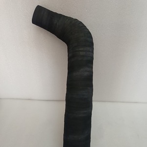 Tuyau d'admission du turbocompresseur Hyundai 110-7 11N3-20041 pour remplacement de pièces d'excavateur - Product Image 1