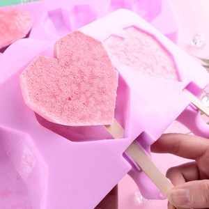 Molde de Silicona UNIMOULD con Forma de Corazón Tallado en Diamante para Delicias de Verano, Snacks Saludables y Bebidas para Fiestas - Product Image 3