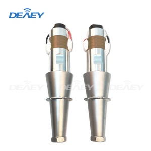 Transductor de Soldadura Ultrasónica Amarillo de <span class=keywords><strong>15K</strong></span> 2600W, Transductores de Ultrasonido de <span class=keywords><strong>15K</strong></span> para Máquina de Mascarillas KN95 - Product Image 3