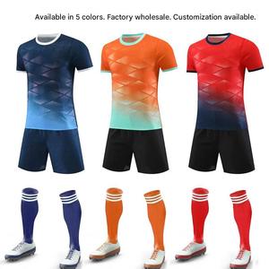Conjunto de Fútbol al por Mayor, Camiseta de Manga Corta con Cuello Redondo, Uniforme de Entrenamiento Transpirable de Secado Rápido para Verano - Product Image 1