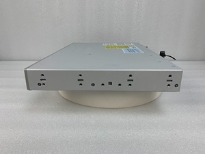 สวิตช์ข้อมูลกิกะบิต 48 พอร์ต รุ่น Network Expansion C9200L-48T-4X-E ระดับองค์กร ชั้น 3 แบบจัดการได้ พร้อมพอร์ตอัปลิงค์ 4x10G จำนวน 48 พอร์ต - Product Image 2