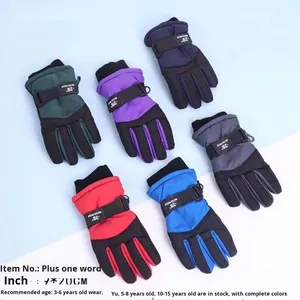 Gants de <span class=keywords><strong>Ski</strong></span> d'hiver pour enfants Sports de plein air équitation gants chauds anti-dérapant imperméable doigt fendu épaissi alpinisme plaine - Product Image 2