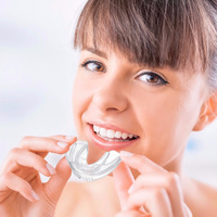 Trois étapes dentition redressement appareil dentaire dents meulage alignement accolades dent orthodontique orthèse bouche garde ensemble
