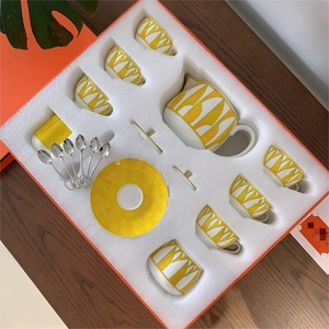 Service à thé en céramique jaune de la série Luxury Horse, 21 pièces, coffret cadeau, porcelaine fine, théière, tasses et soucoupes, compatible avec les aliments. - Product Image 4