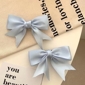 Super sweet and adorable new trendy braided <b>bow</b> hair <b>clip</b> for wispy bangs, perfect for adding a cute side-swept look. - Product Image 4