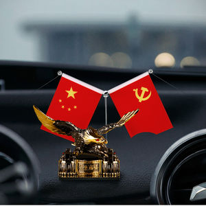 Aromathérapie de siège de parfum de voiture en cristal créatif pour bureau à domicile élégant alliage aigle conception cinq étoiles petit drapeau rouge ornements - Product Image 6