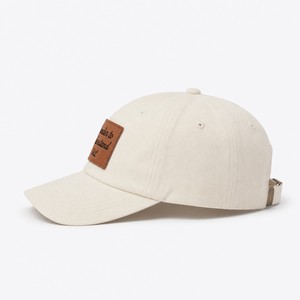 Gorra de Béisbol Deportiva Ajustable de 6 Paneles, Estructurada, de Sarga de Algodón con Parche de Piel Sintética con Estampado de Leopardo y Puntos, con Logotipo Personalizado, Venta al Por Mayor T&L - Product Image 4
